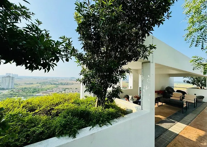Luxury Family Fun Suites - Infinity Pool, Ps5, Private-Cinema With Balcony M1