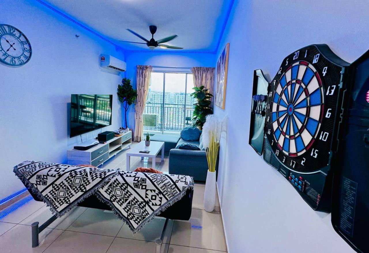 Luxury Family Fun - Infinity Pool, Ps5, Private-cinema With Balcony M1 Apartment *