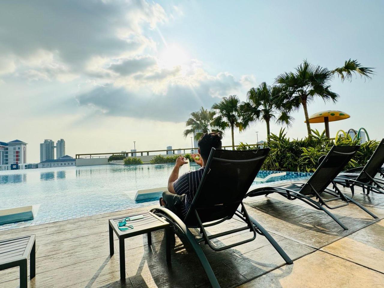 Luxury Family Fun - Infinity Pool, Ps5, Private-cinema With Balcony M1 *