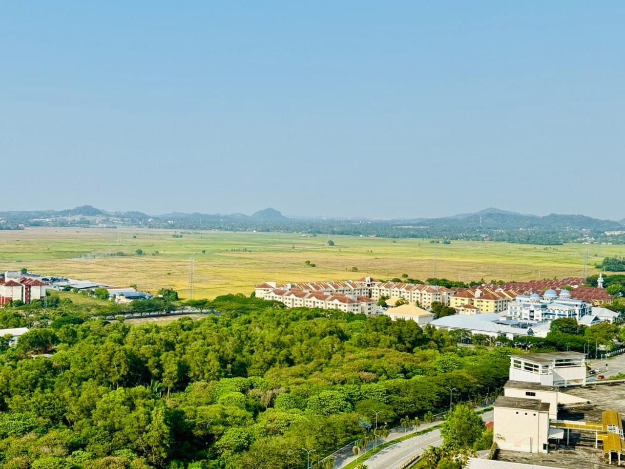 Apartment Luxury Family Fun - Infinity Pool, Ps5, Private-cinema With Balcony M1 *
