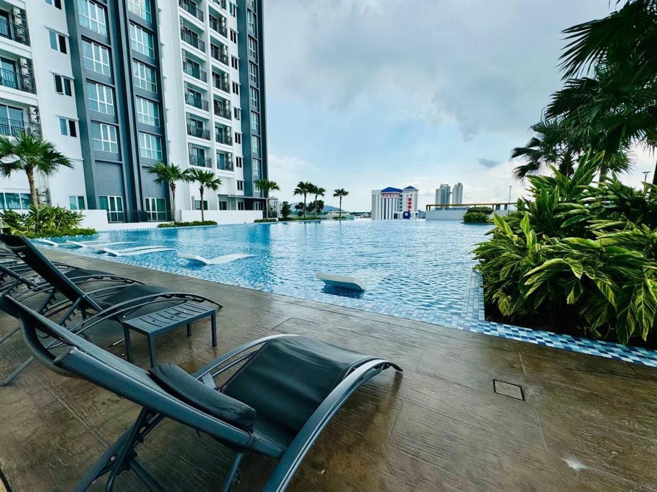 Apartment Luxury Family Fun - Infinity Pool, Ps5, Private-cinema With Balcony M1 *